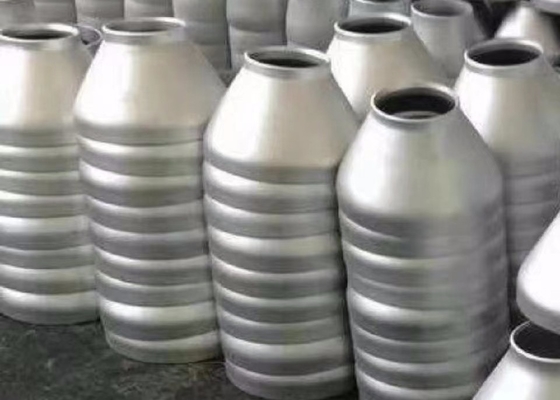 L'acier au carbone de Sch40 Sch80 Xh Xxh Sch160 a forgé des garnitures de tuyau pour le connecteur de pétrole et de gaz