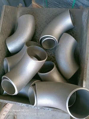 Coude de tuyauterie d'acier au carbone de JIS B2311 16&quot; 2D 3D 5D 90 degrés 180 degrés