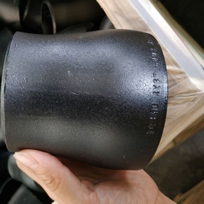 Garnitures de tuyau excentriques sans couture de réducteur concentrique sablant Astm A234 Wpb