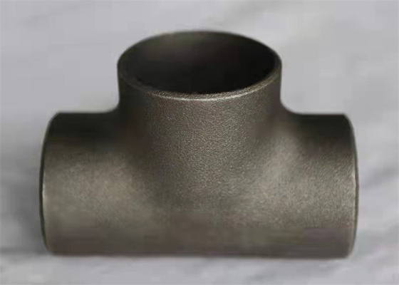 26 '' à 110 '' ANSI B16.9 B16.25 té en acier au carbone A234 WPB té de tuyau sans soudure