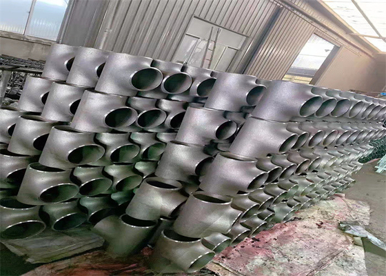 Pièce en t droite Astm A 234 Wpb d'acier au carbone d'Asme B16.9 Sch40 soudé bout à bout